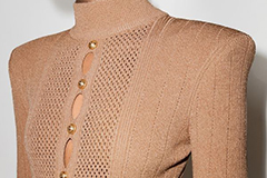 Die Vorteile und Eigenschaften von gestrickten Stoffen.